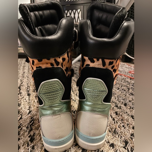 Dolce Gabbana Boots - Picture 2 of 4